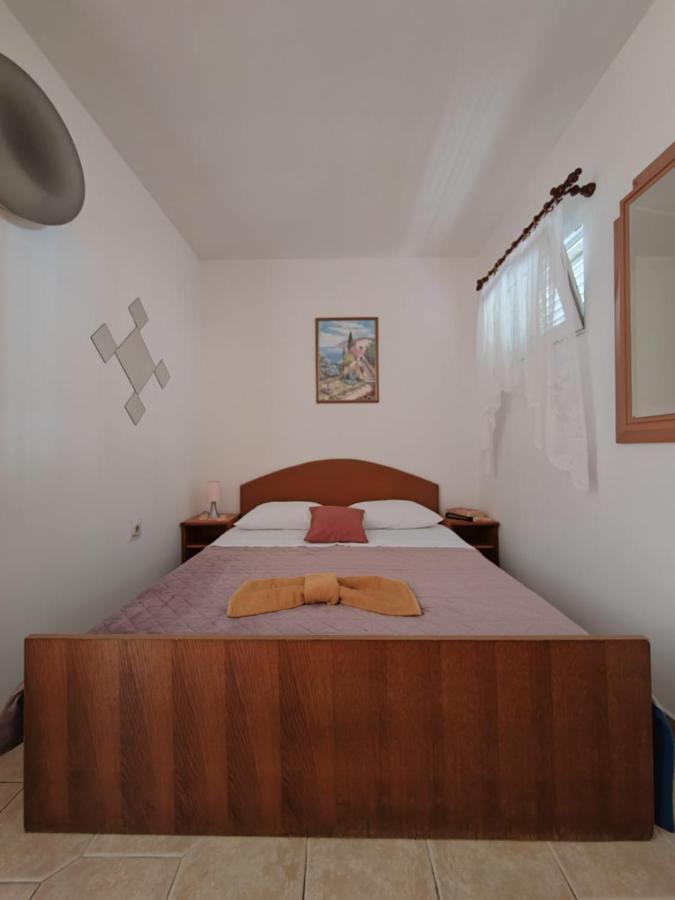 Apartments Turan Centrally Located With Free Parking Igrane Εξωτερικό φωτογραφία