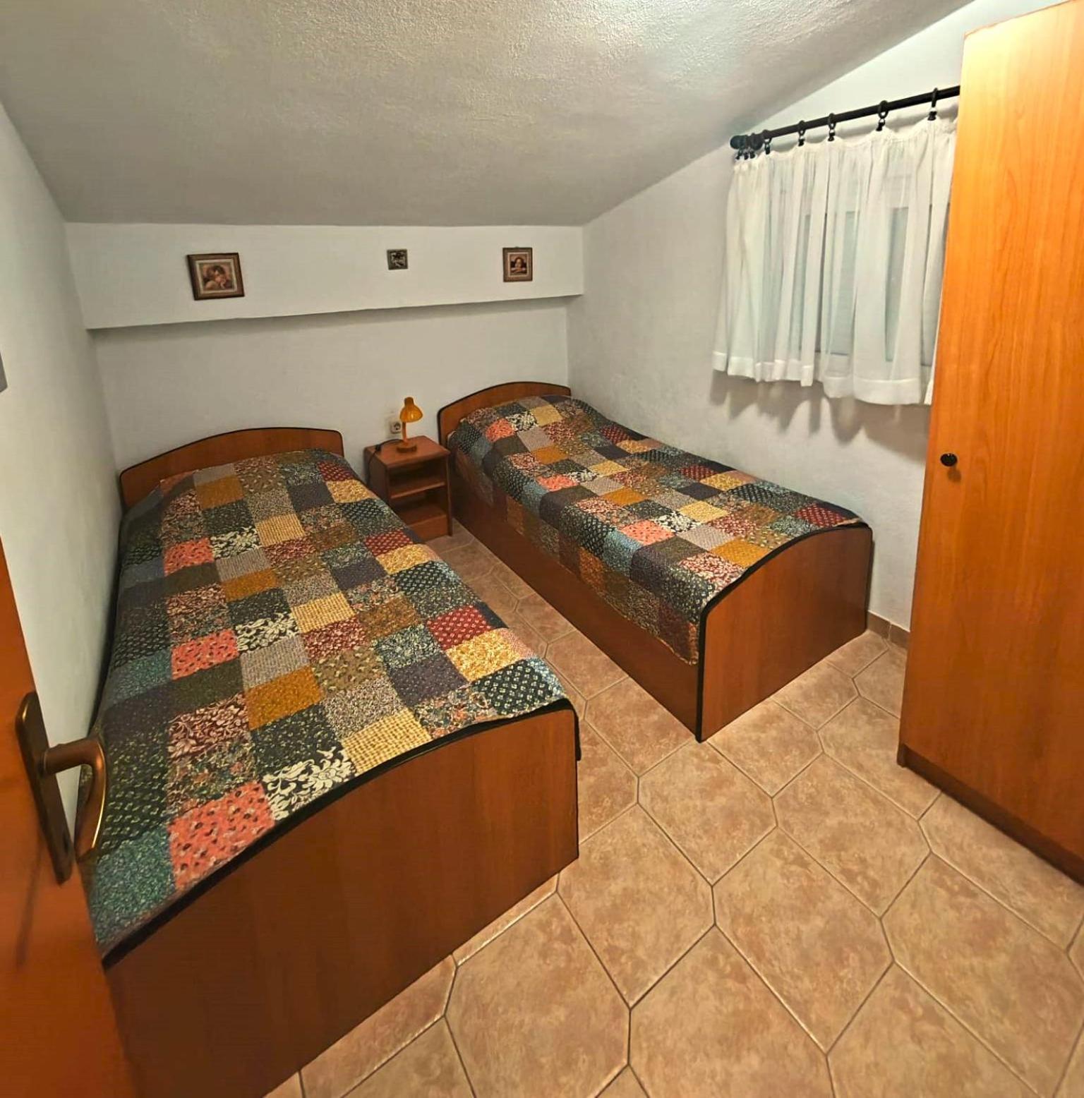 Apartments Turan Centrally Located With Free Parking Igrane Εξωτερικό φωτογραφία
